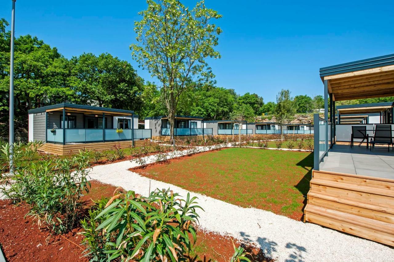 Eurocamp Mobile Homes At Fkk Nudist Campsite Solaris Tar-Vabriga Buitenkant foto